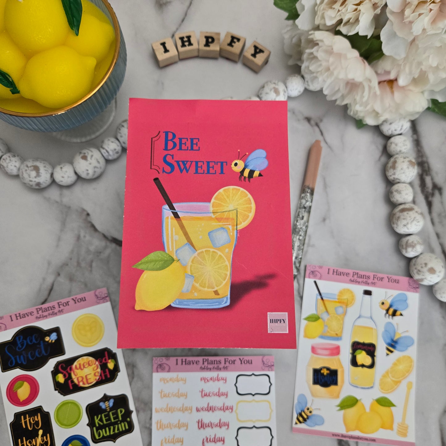 Bee Sweet Weekly Notepad